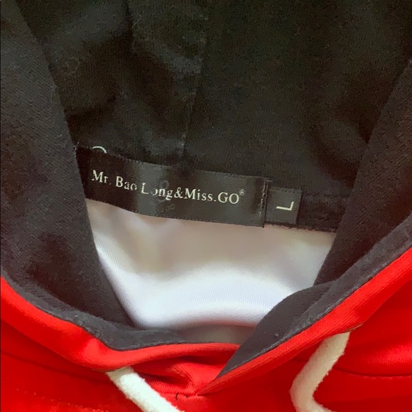 Sweatshirt - Picture 2 of 3